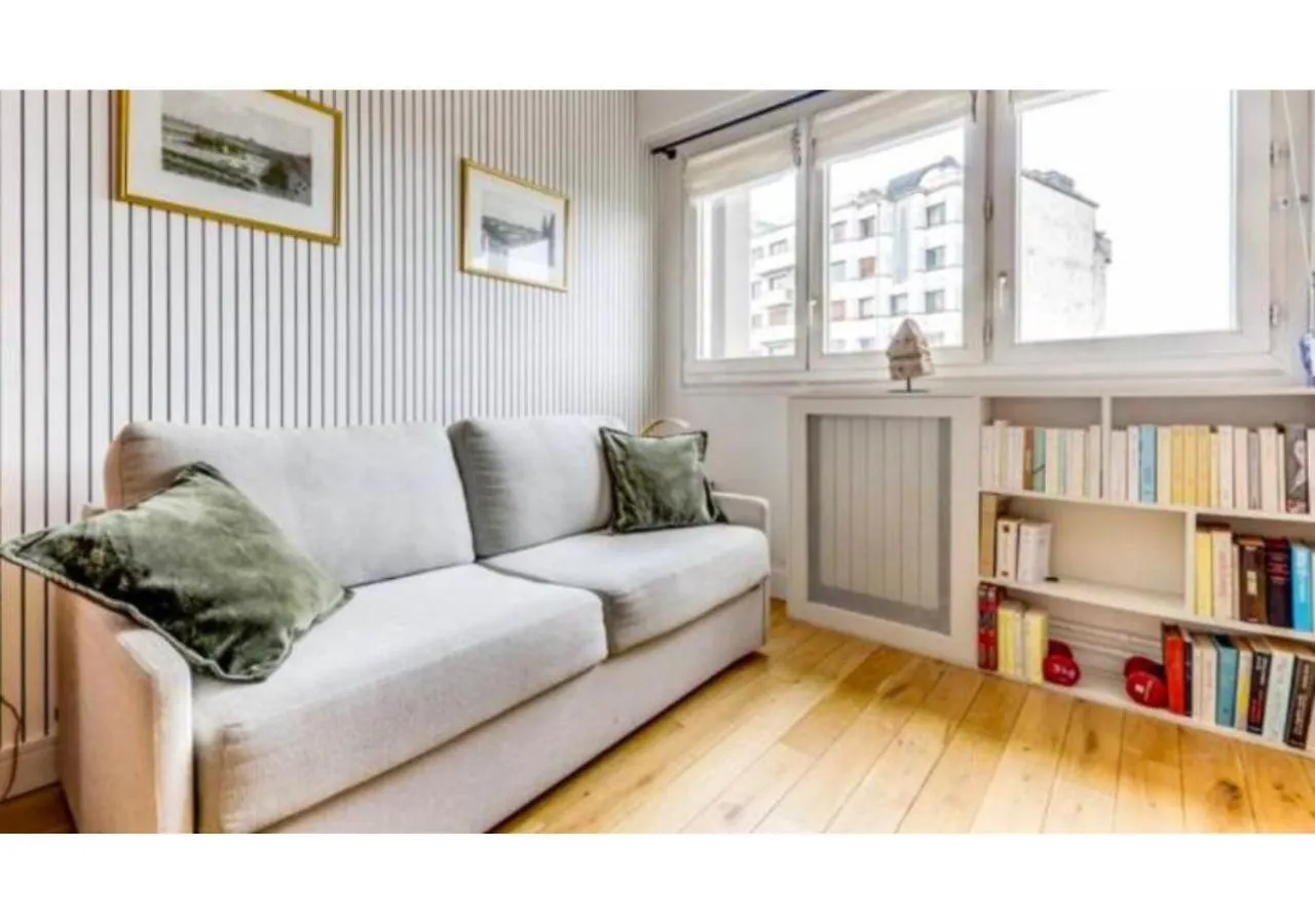 Apartment Le Carrousel D'auteuil -raffine Et Lumineux Paris